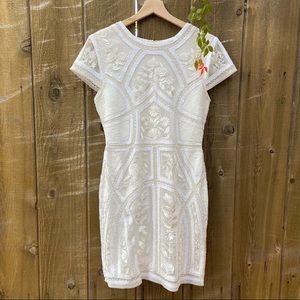 White Art Deco Sequins and Embroidered Bodycon Dress🌿